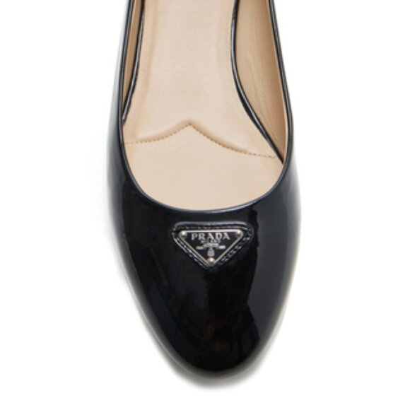 New PRADA Black Patent Leather Calzature Donna Logo Ballerina Flats Size 39 - Picture 1 of 10